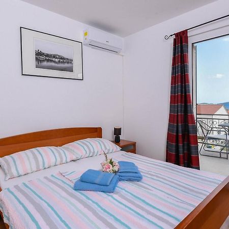 Lulak Studio Apartments أوروبيتش المظهر الخارجي الصورة